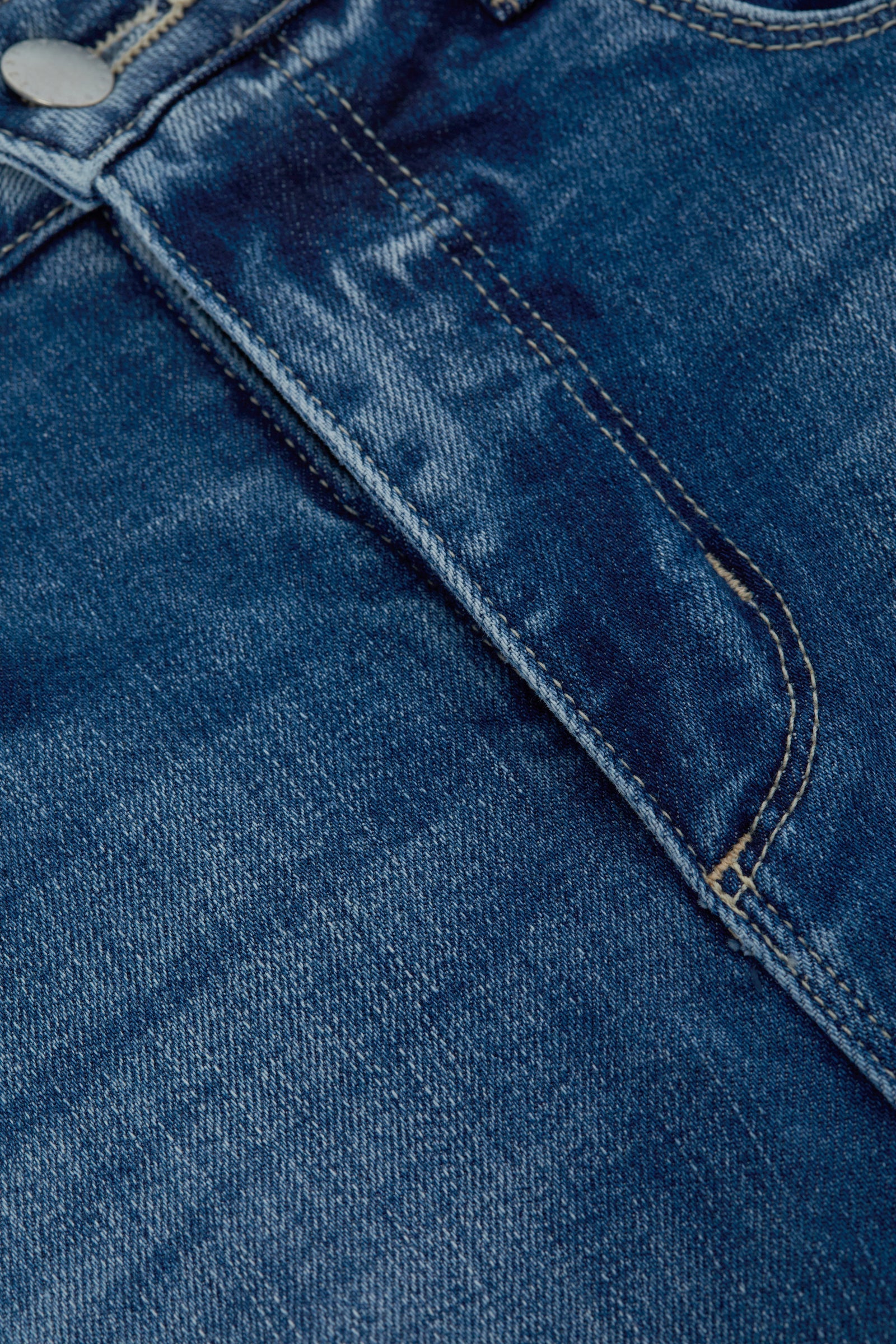 MIRA CROPPED BOOTCUT JEAN