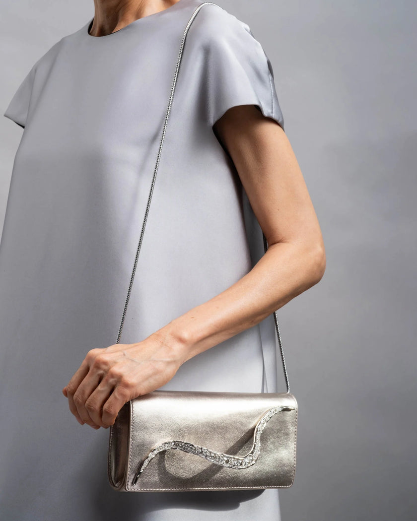 CRYSTAL CURVE CLUTCH