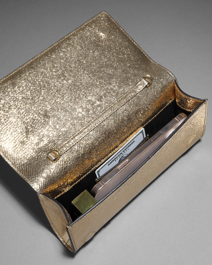CRYSTAL CURVE CLUTCH