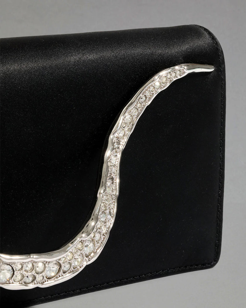 CRYSTAL CURVE CLUTCH