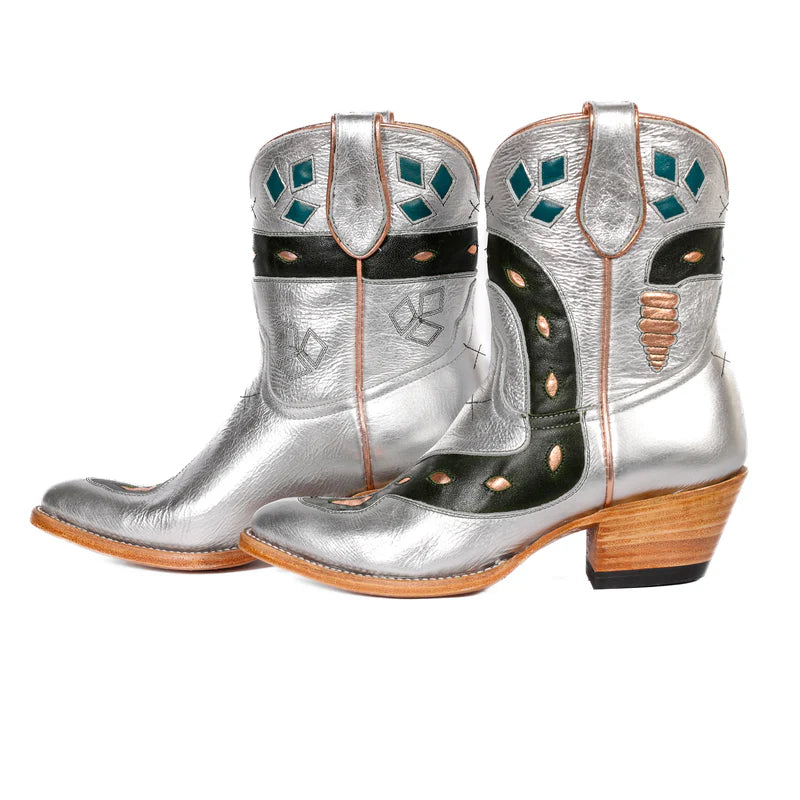 SNEAKY SNAKE WOMENS COWBOY BOOT
