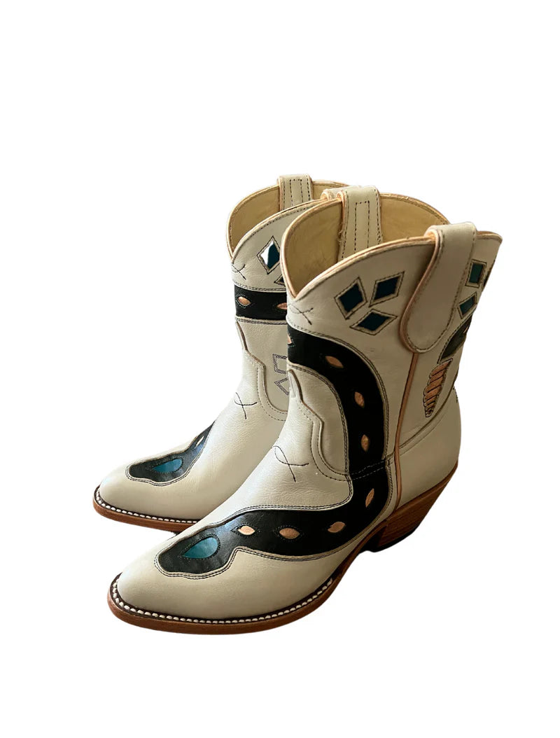 SNEAKY SNAKE WOMENS COWBOY BOOT