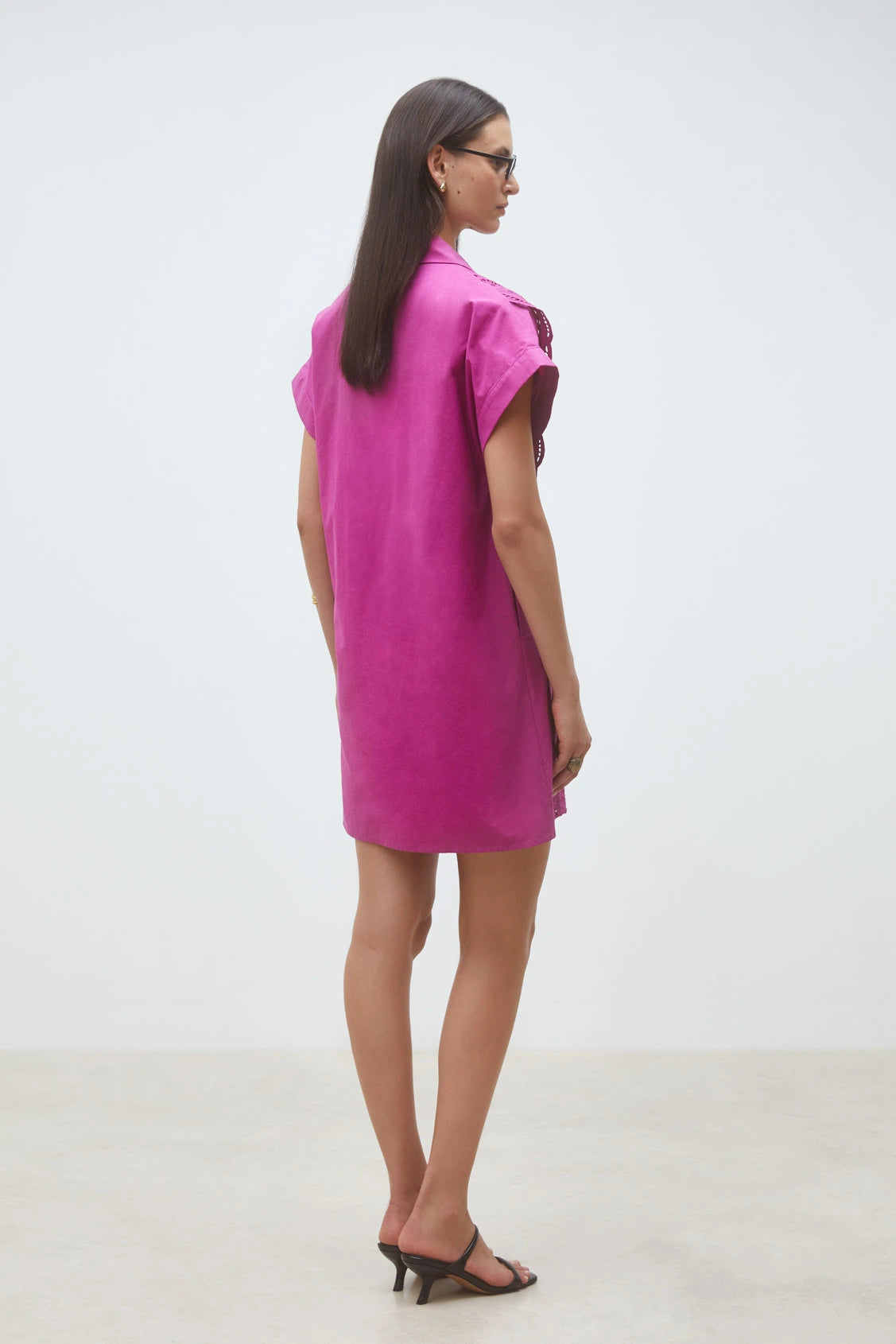 CROSS SHORT EMBROIDERED SHIRT DRESS