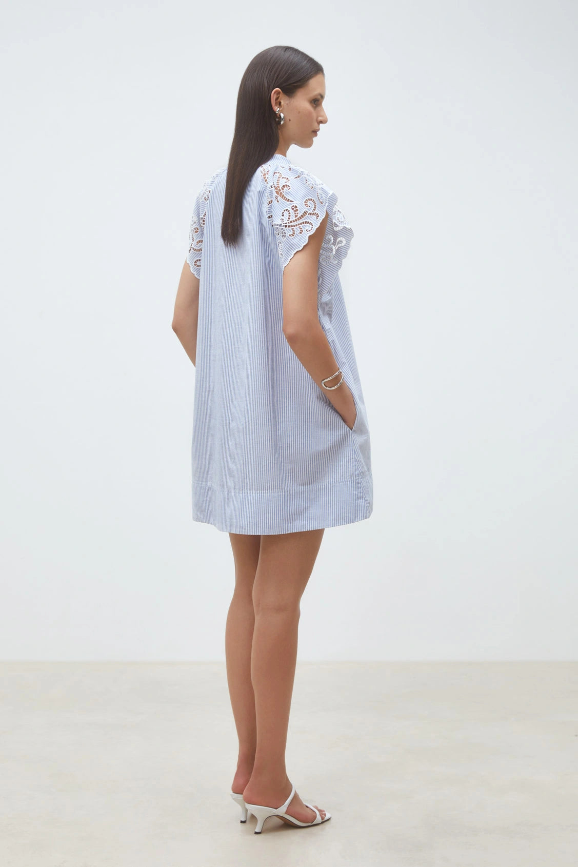 CIDJI SHORT DRESS WITH EMBROIDERED STRIPES