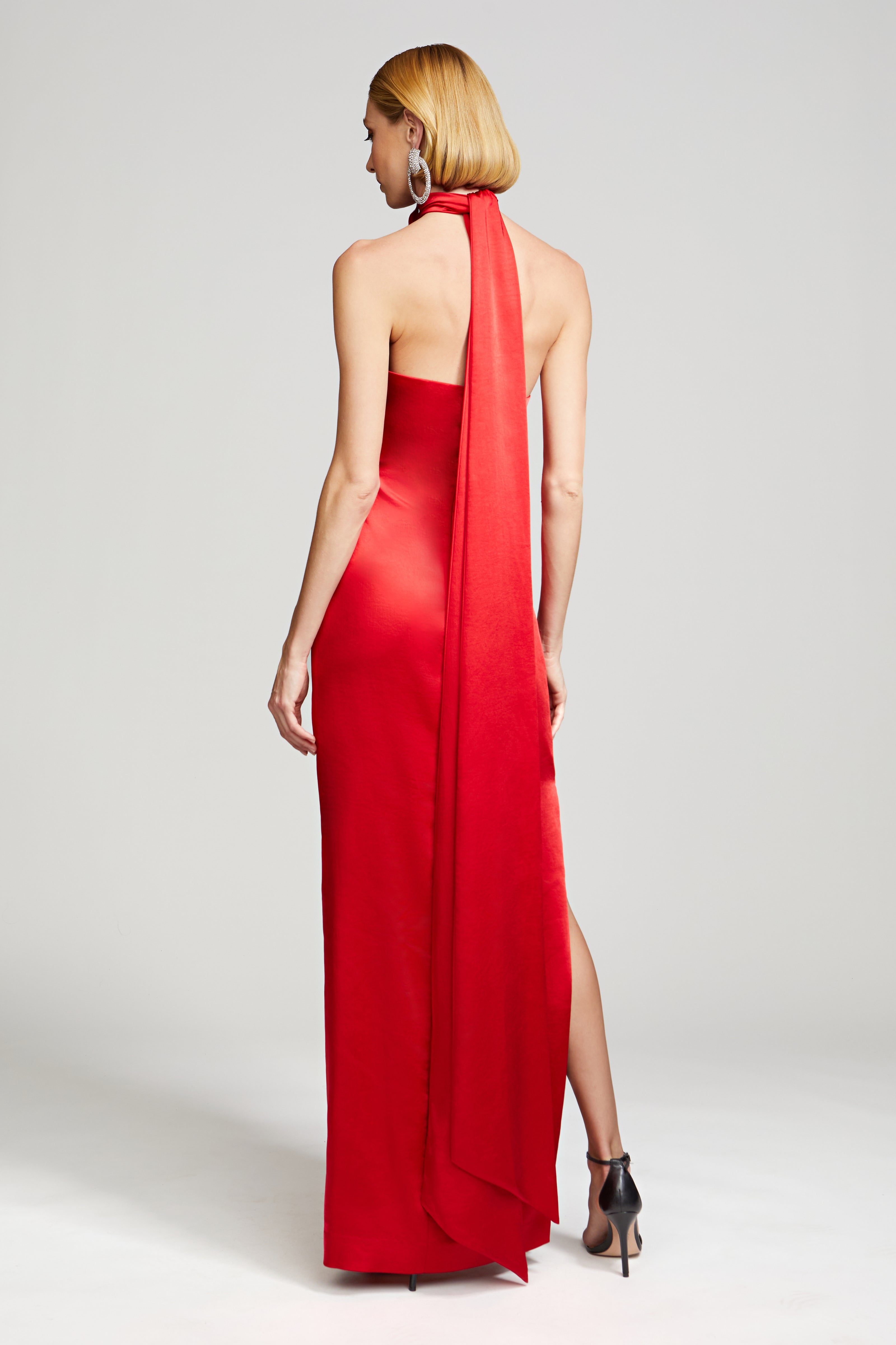 YULA GOWN IN CRUSHED SATIN