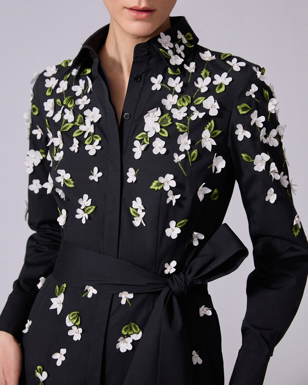 FLORAL EMBROIDERED MIDI DRESS