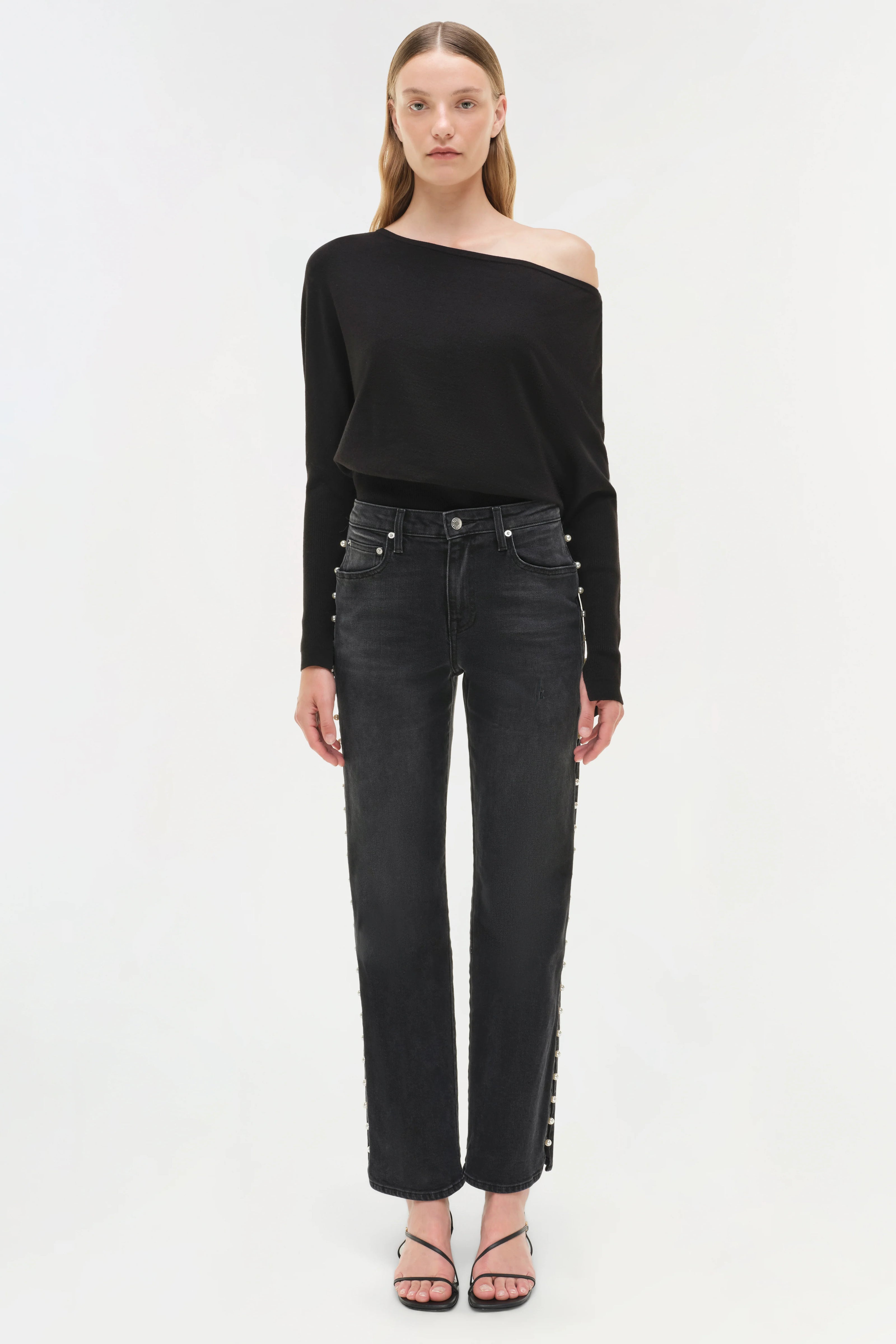 AMELIA STRAIGHT LEG JEAN