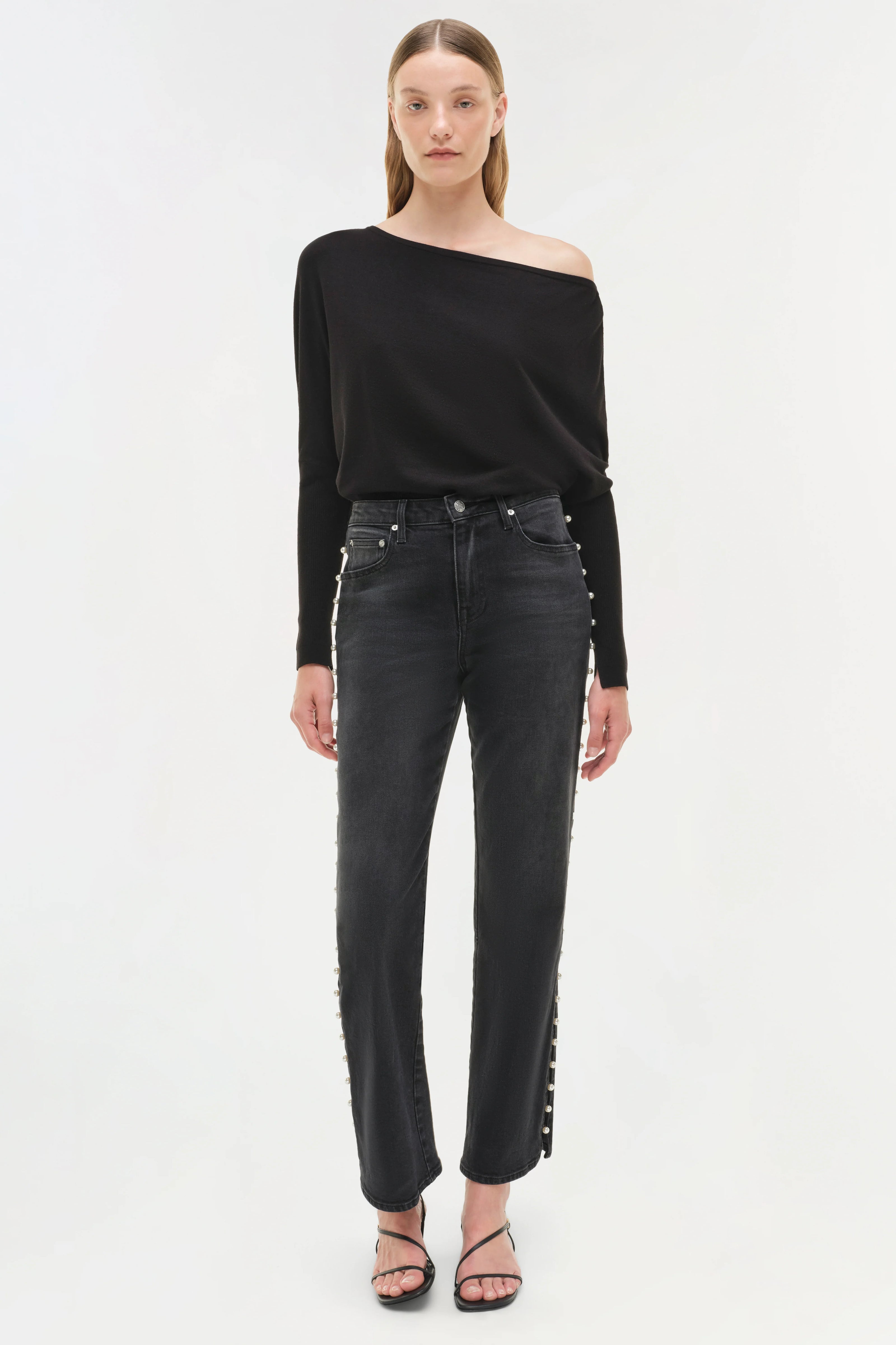 AMELIA STRAIGHT LEG JEAN