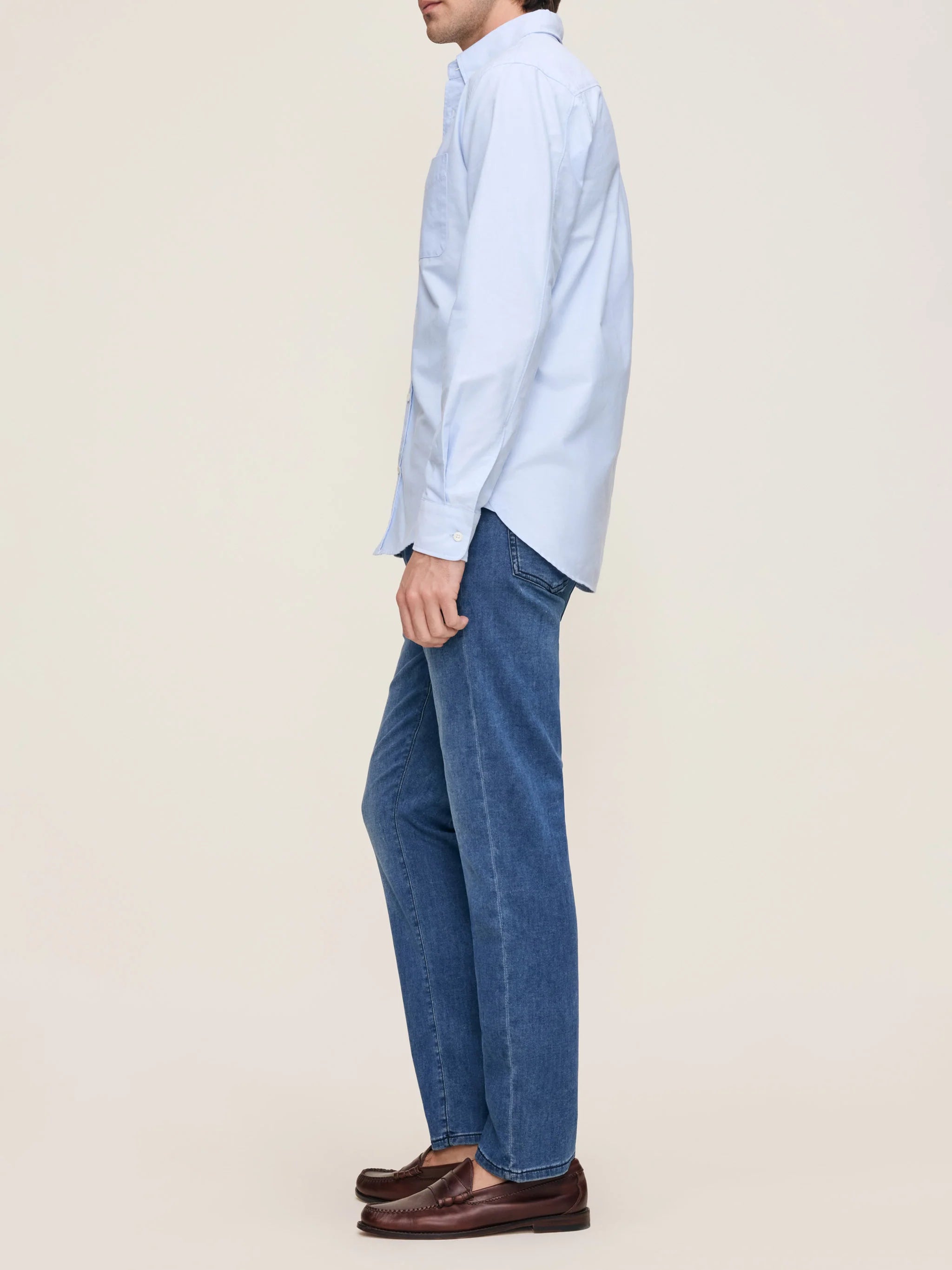 RUSSELL SLIM STRAIGHT JEANS IN MOHONK