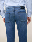 RUSSELL SLIM STRAIGHT JEANS IN MOHONK