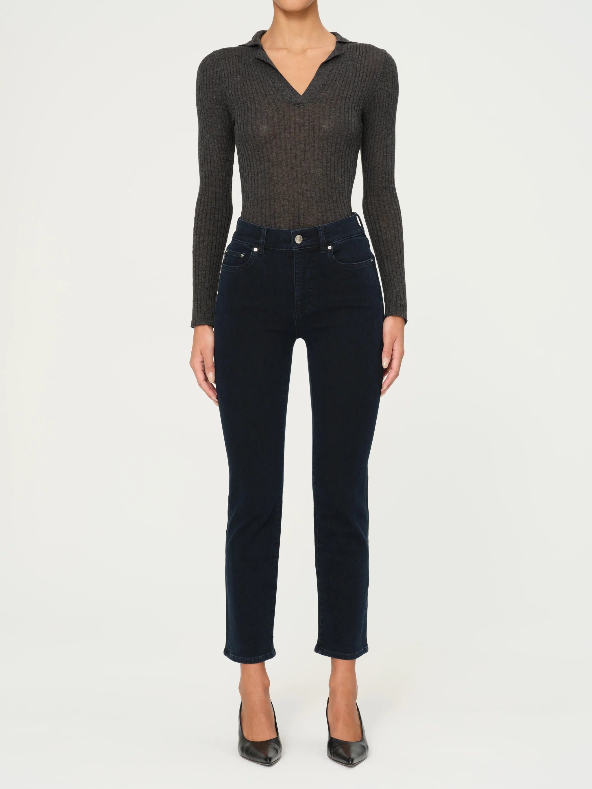 MARA STRAIGHT MID RISE INSTASCULPT ANKLE JEANS IN FLATIRON