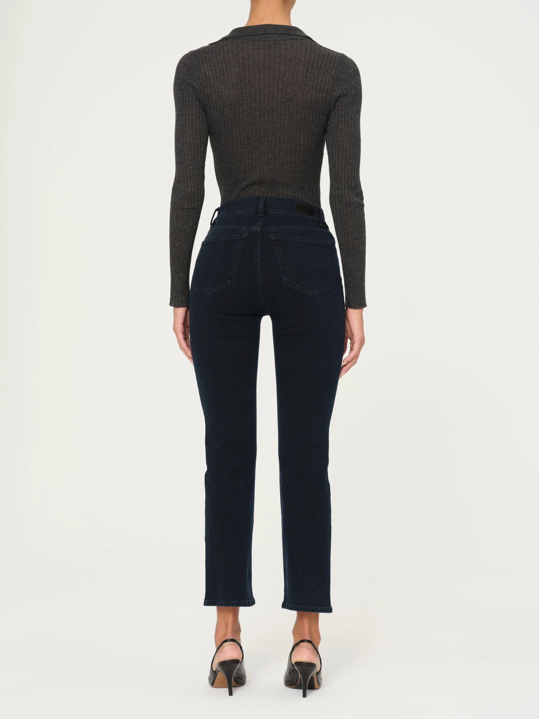 MARA STRAIGHT MID RISE INSTASCULPT ANKLE JEANS IN FLATIRON