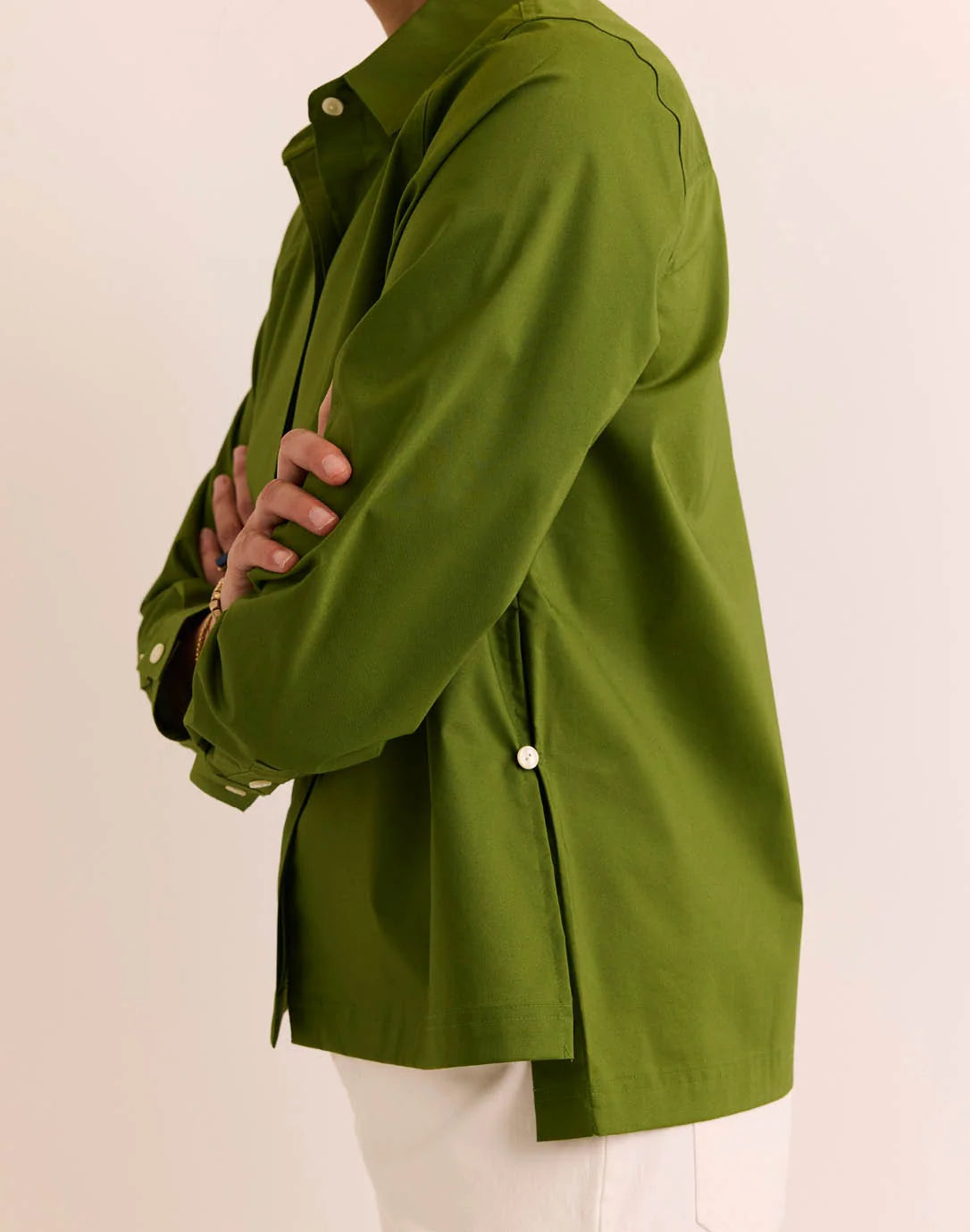 LONI LONG SLEEVE SIDE BUTTON SHIRT