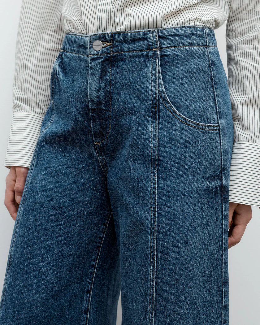 DANCING IN THE DARK JEAN