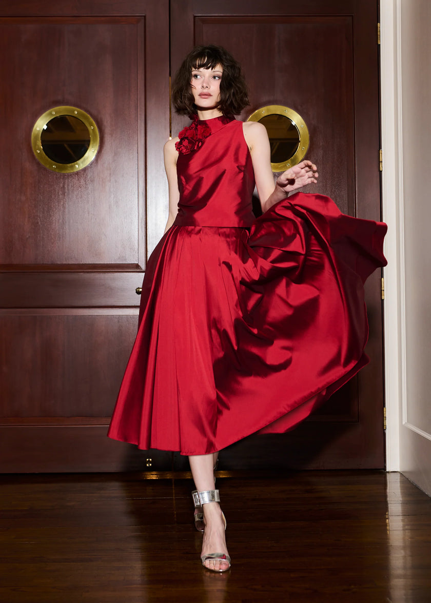 TAFFETA 3D APPLIQUE FLORAL SHELL RED