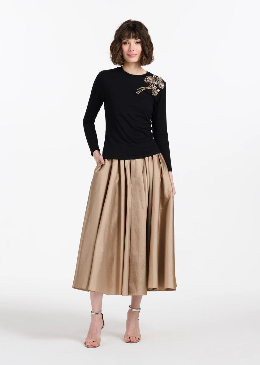 LUXE JERSEY TEE WITH GOLD BOUQUET