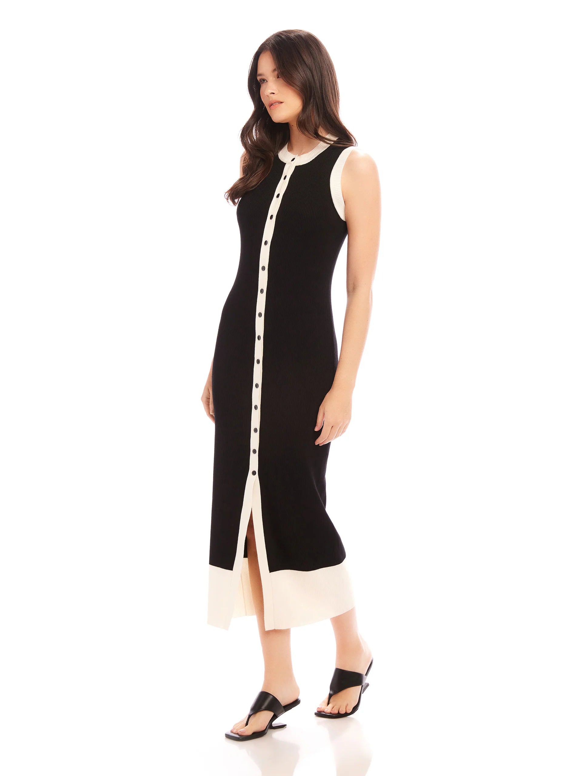 SLEEVELESS MAVES DRESS