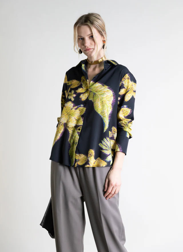 GILDED WHISPER SILK BLOUSE WITH TRIPLE SNAP CUFF