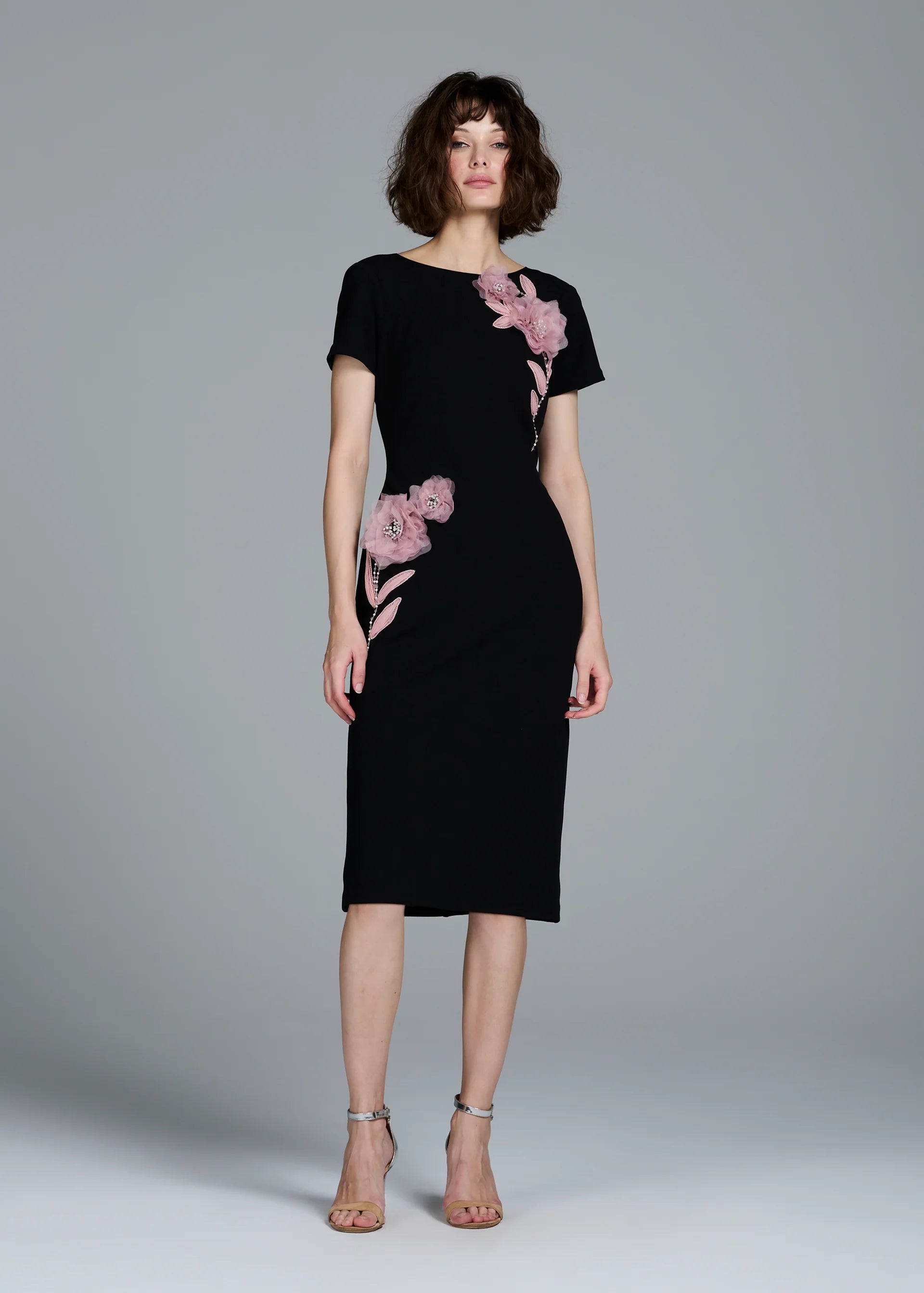 STRETCH CREPE ORGANZA CRYSTAL FLOWER APPLIQUE MIDI DRESS
