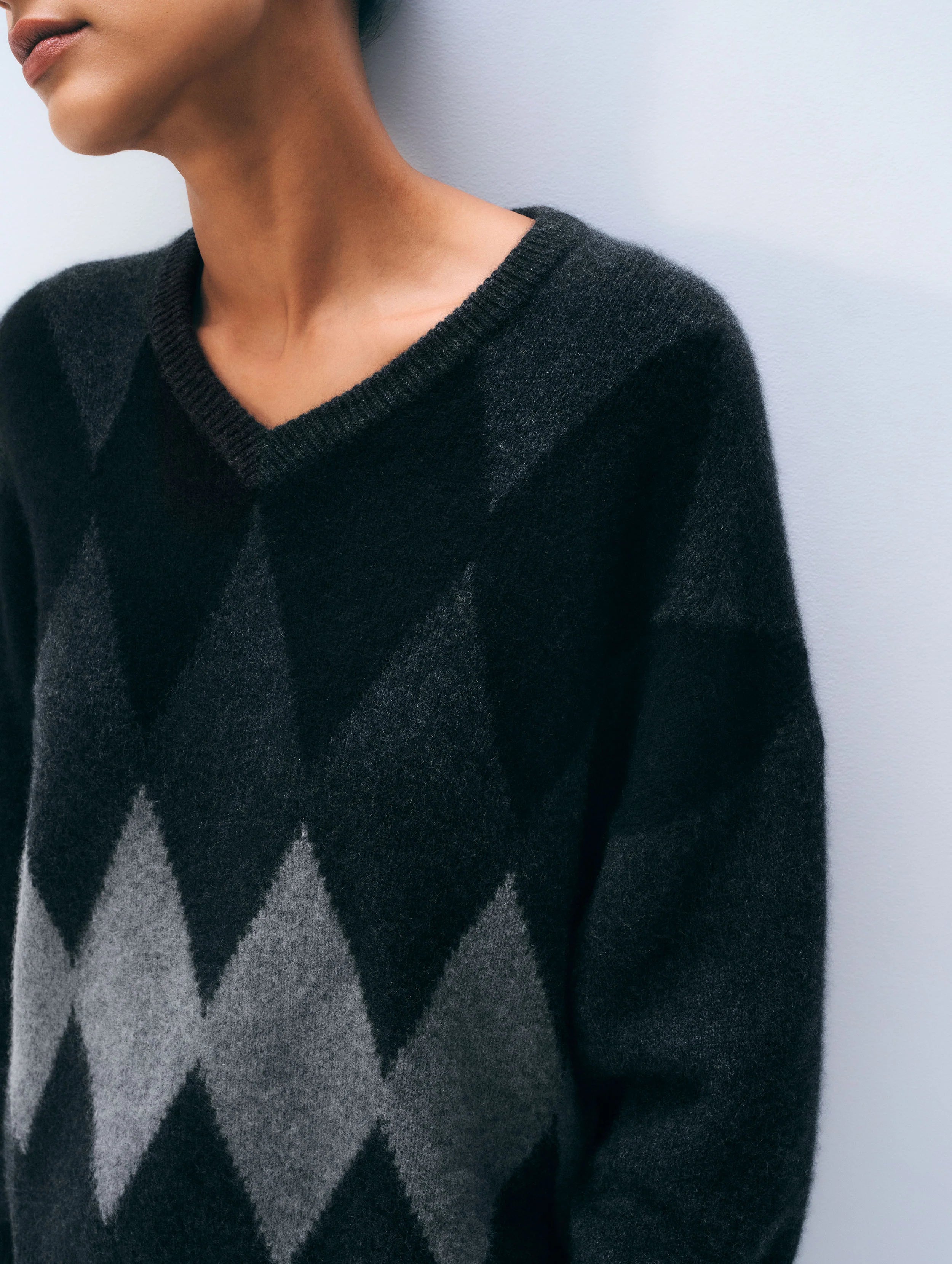 CASHMERE ARGYLE OVERSIZE VNECK