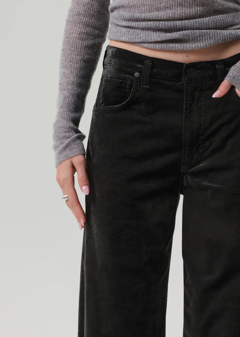 AYLA BAGGY VELVET IN OLIVE LEAF