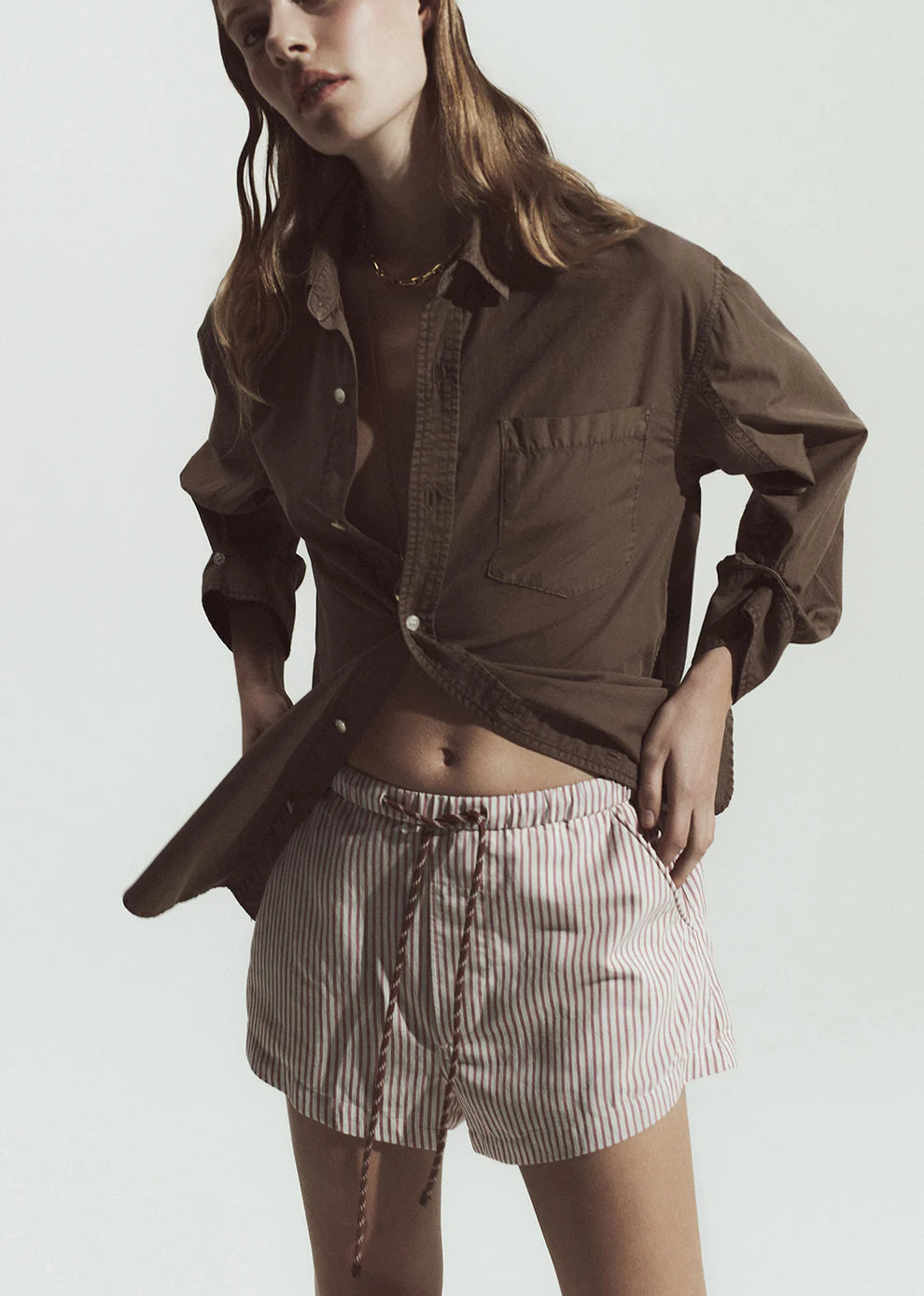 ESTE DRAWSTRING SHORT IN RASBERRY STRIPE