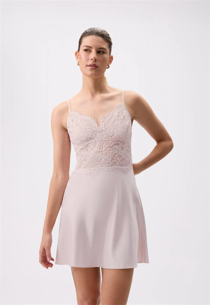 SERENADE CHEMISE