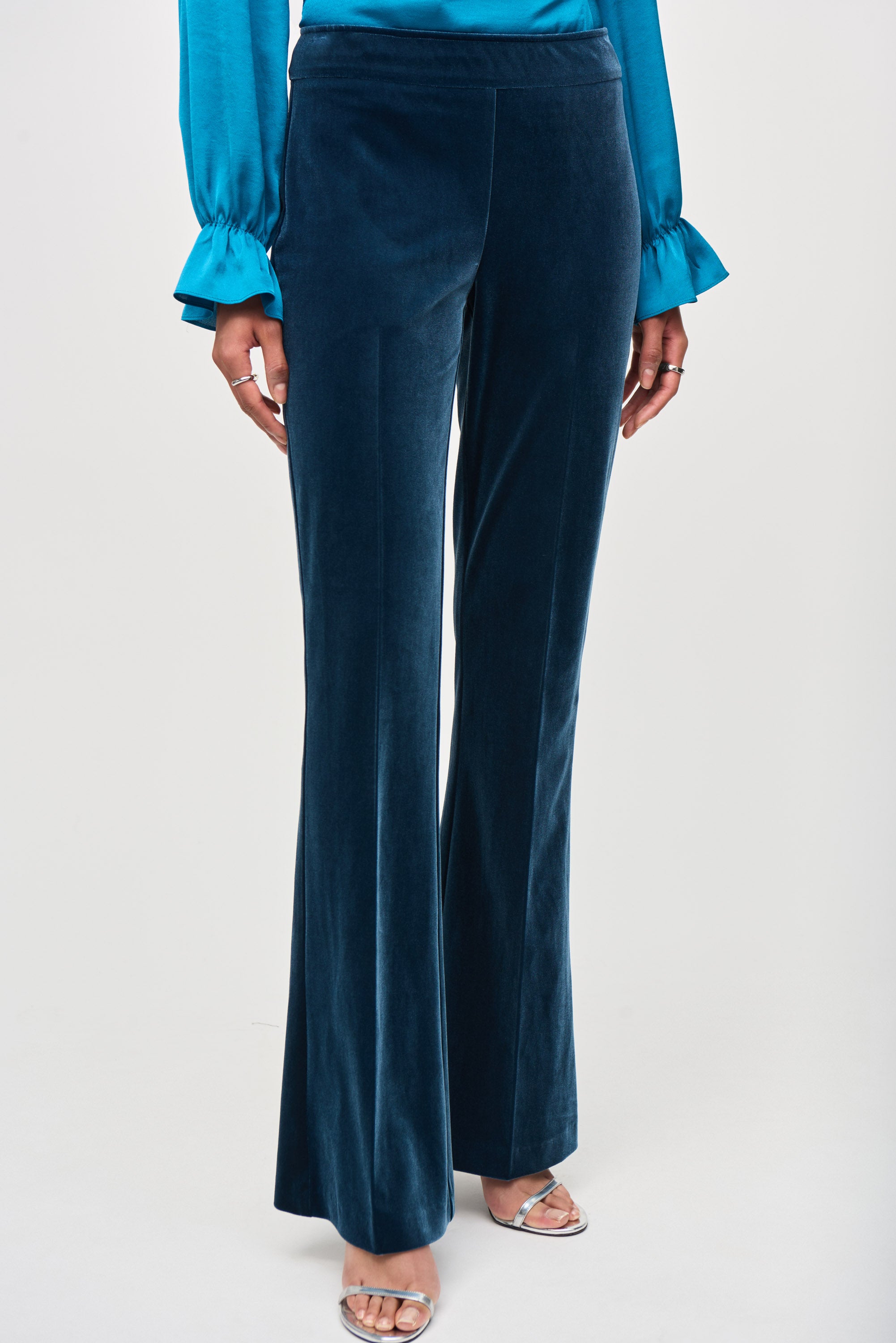 VELVET FLARED PULL ON PANTS