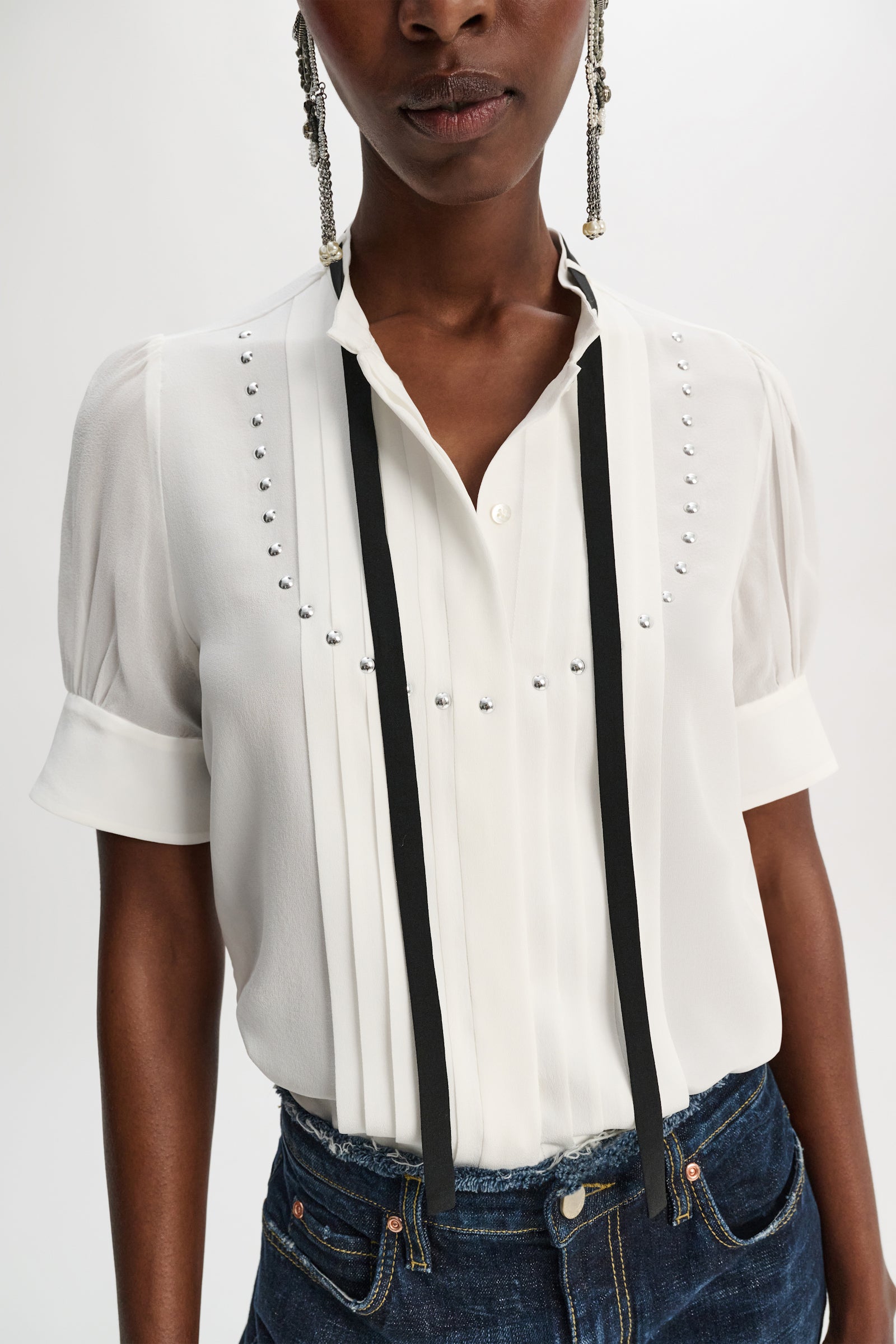 PLEATED BEAUTY BLOUSE