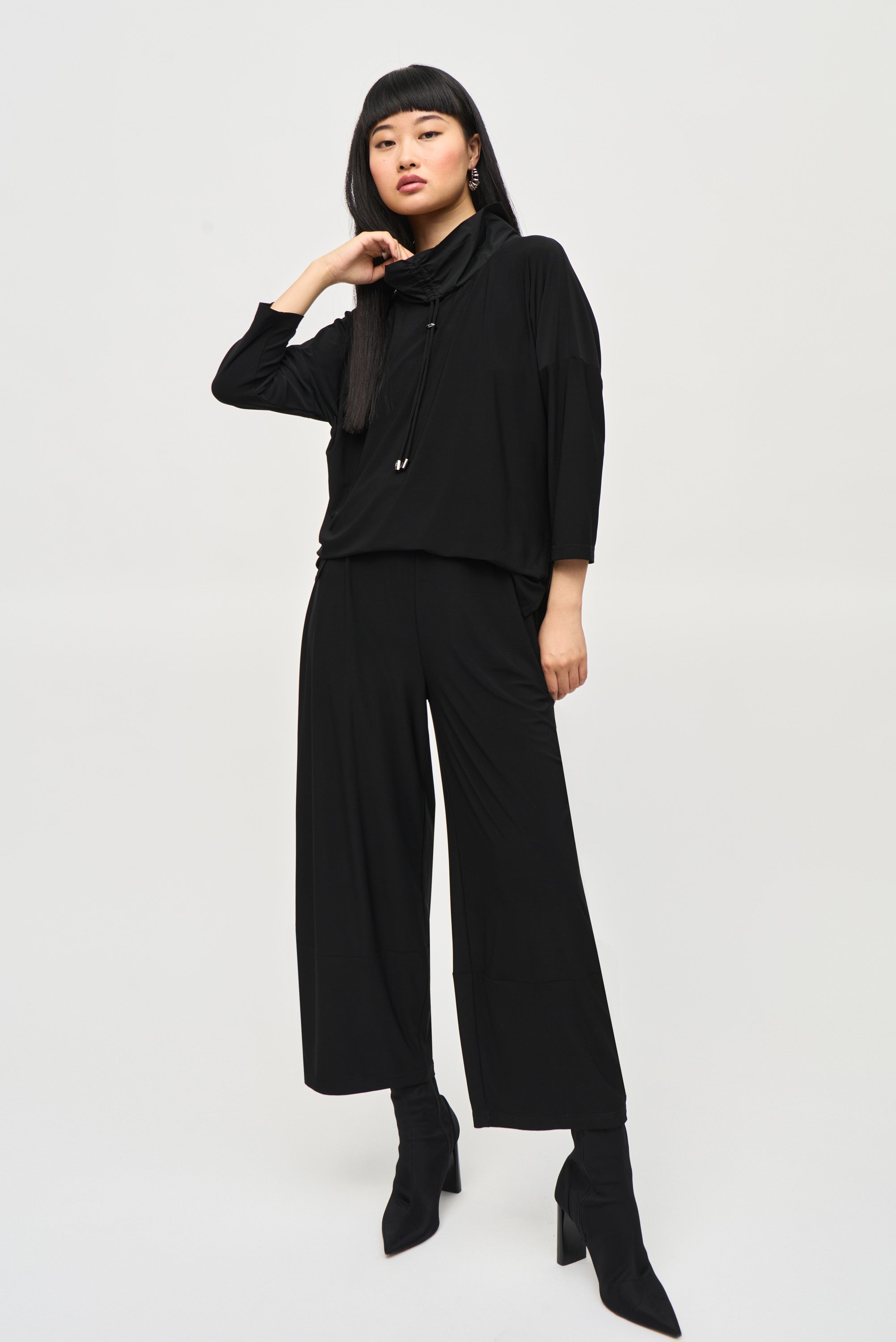 SILKY KNIT CROPPED JUMPSUIT