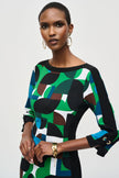 SILKY KNIT GEOMETRIC PRINT SHEATH DRESS