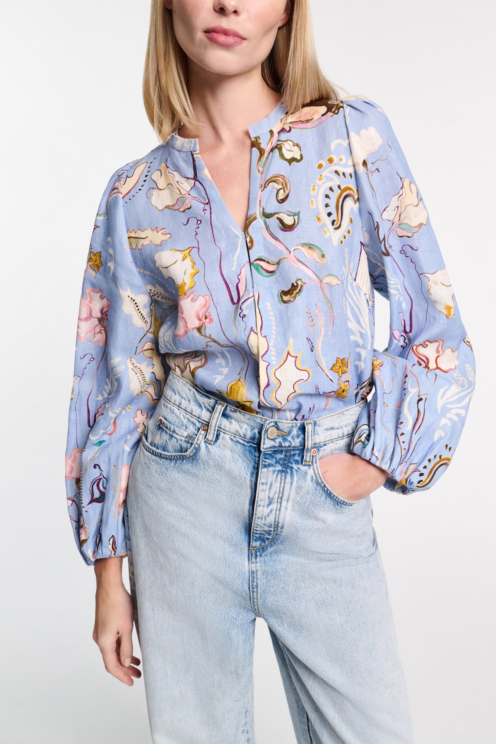 FLORAL POWER BLOUSE