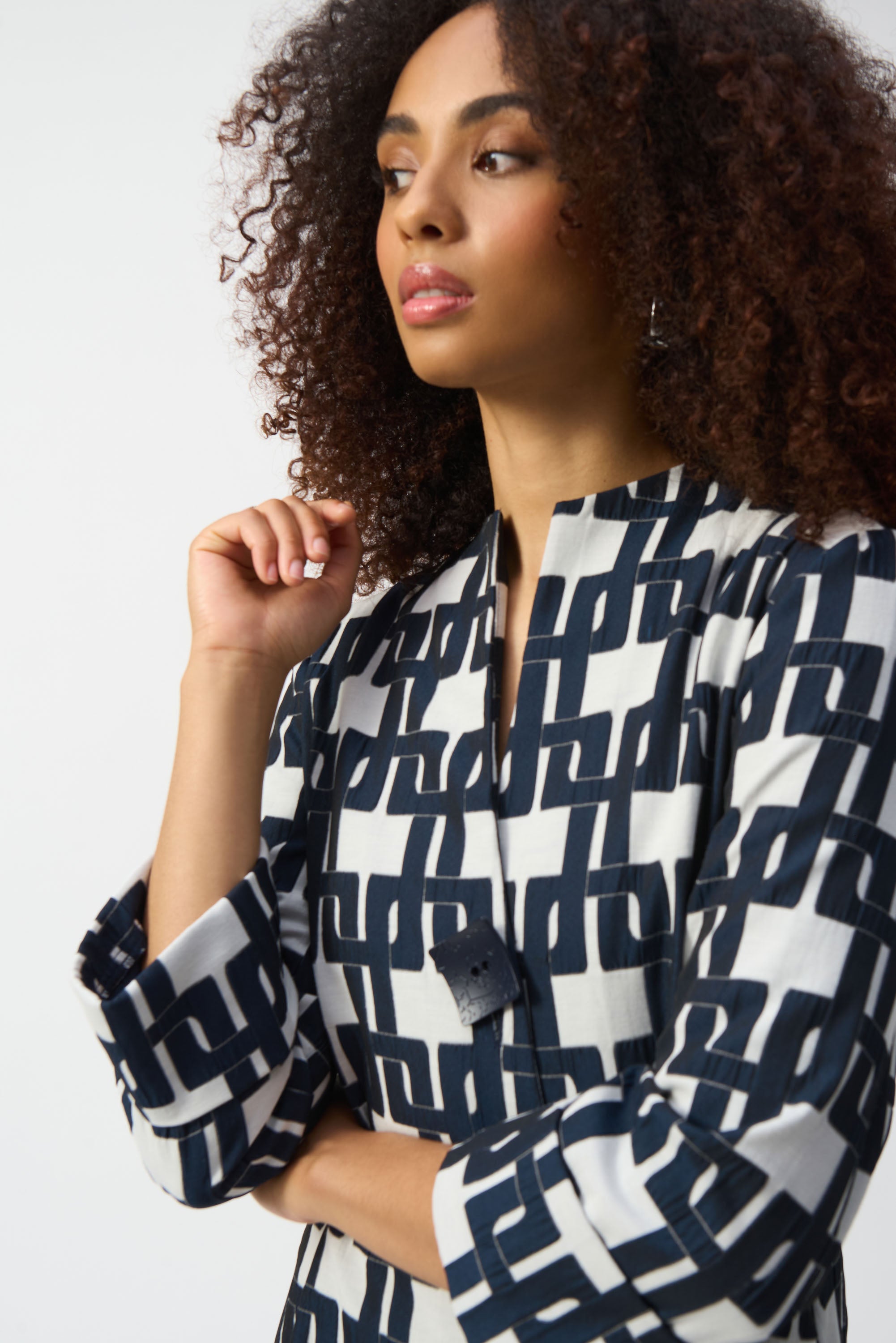 GEOMETRIC JACQUARD TRAPEZE JACKET