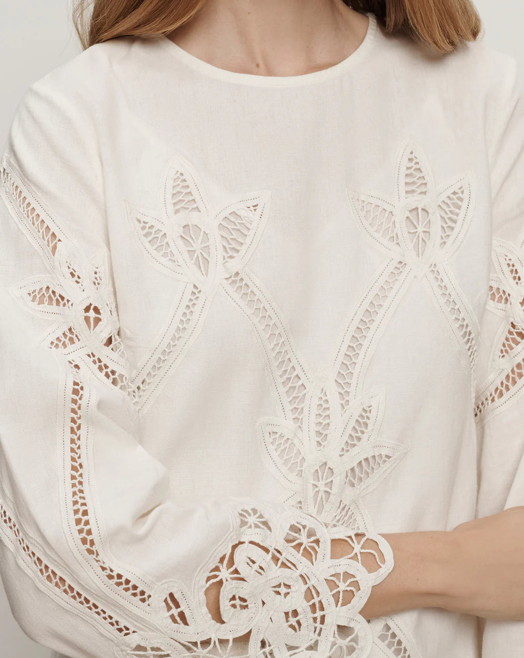 AMBERG LACE MINI DRESS