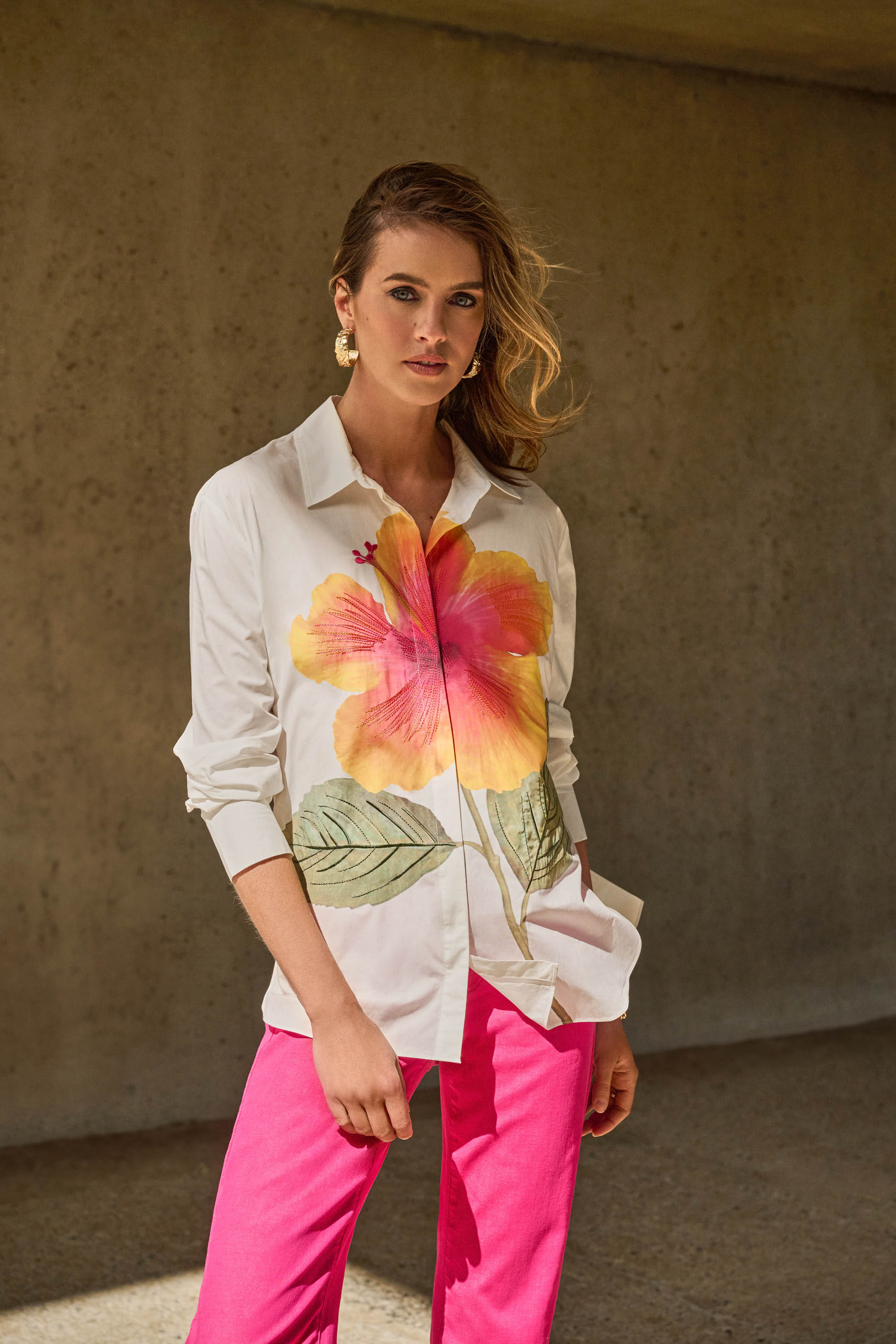 EMBROIDERED FLOWER COTTON SHIRT