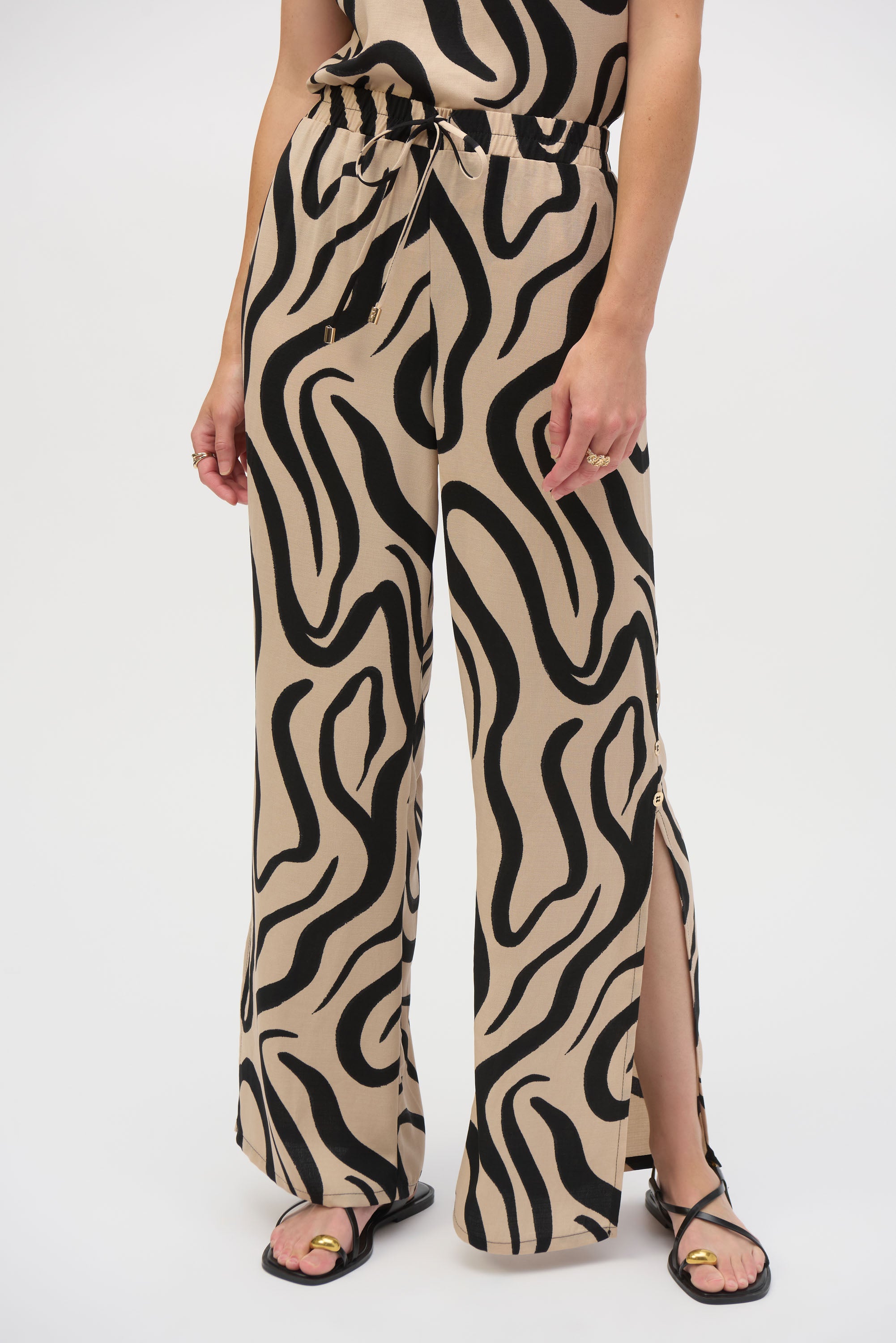 GAUZE ABSTRACT PRINT WIDE LEG PANTS