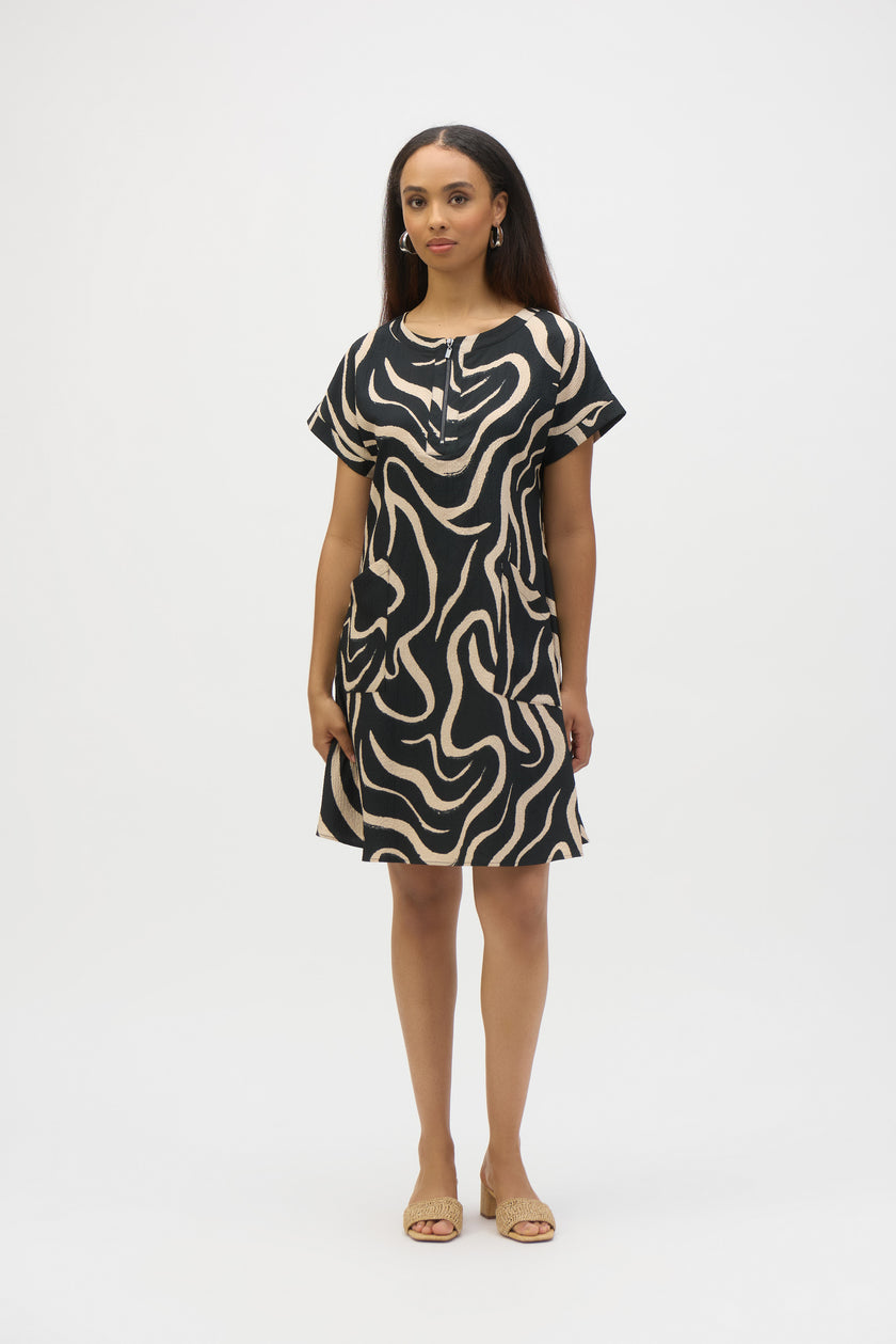 SEERSUCKER ABSTRACT PRINT ALINE DRESS