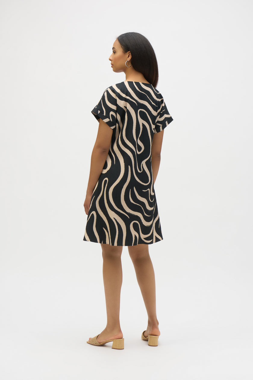 SEERSUCKER ABSTRACT PRINT ALINE DRESS