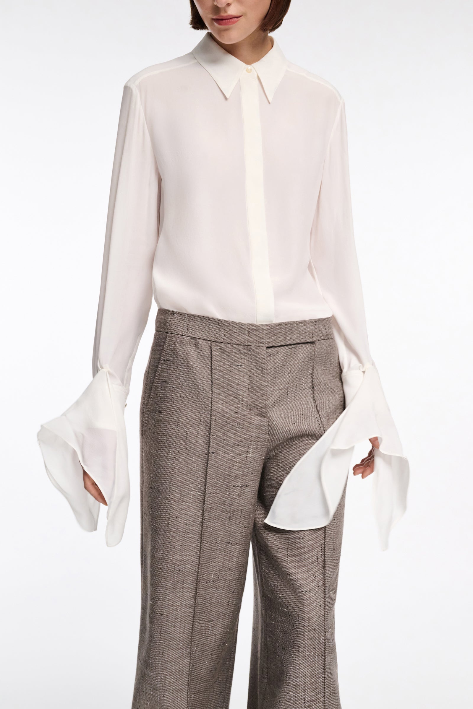 SOFT VIBES TIE SLEEVE BLOUSE