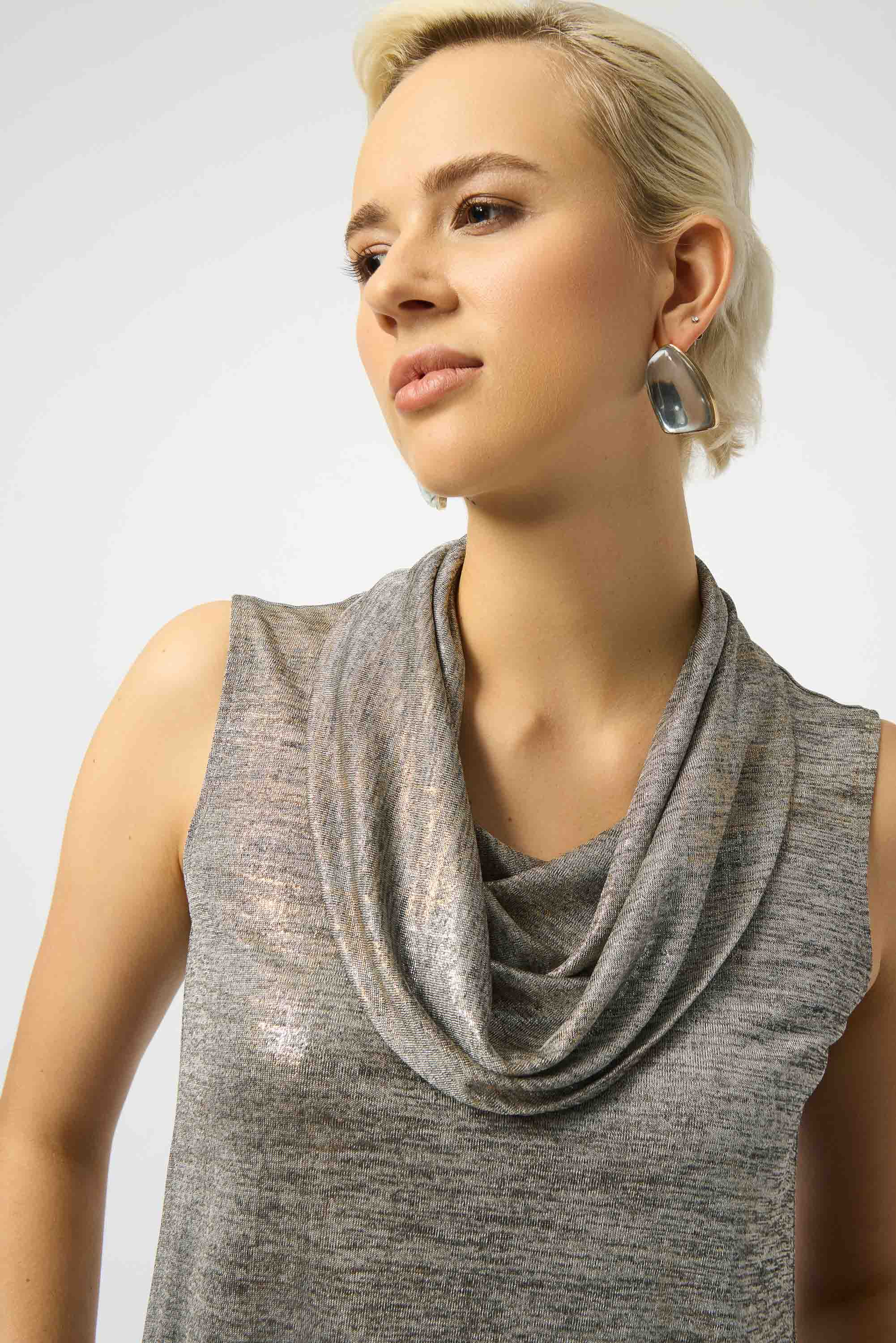 FOILED MELANGE KNIT SLEEVELESS TOP