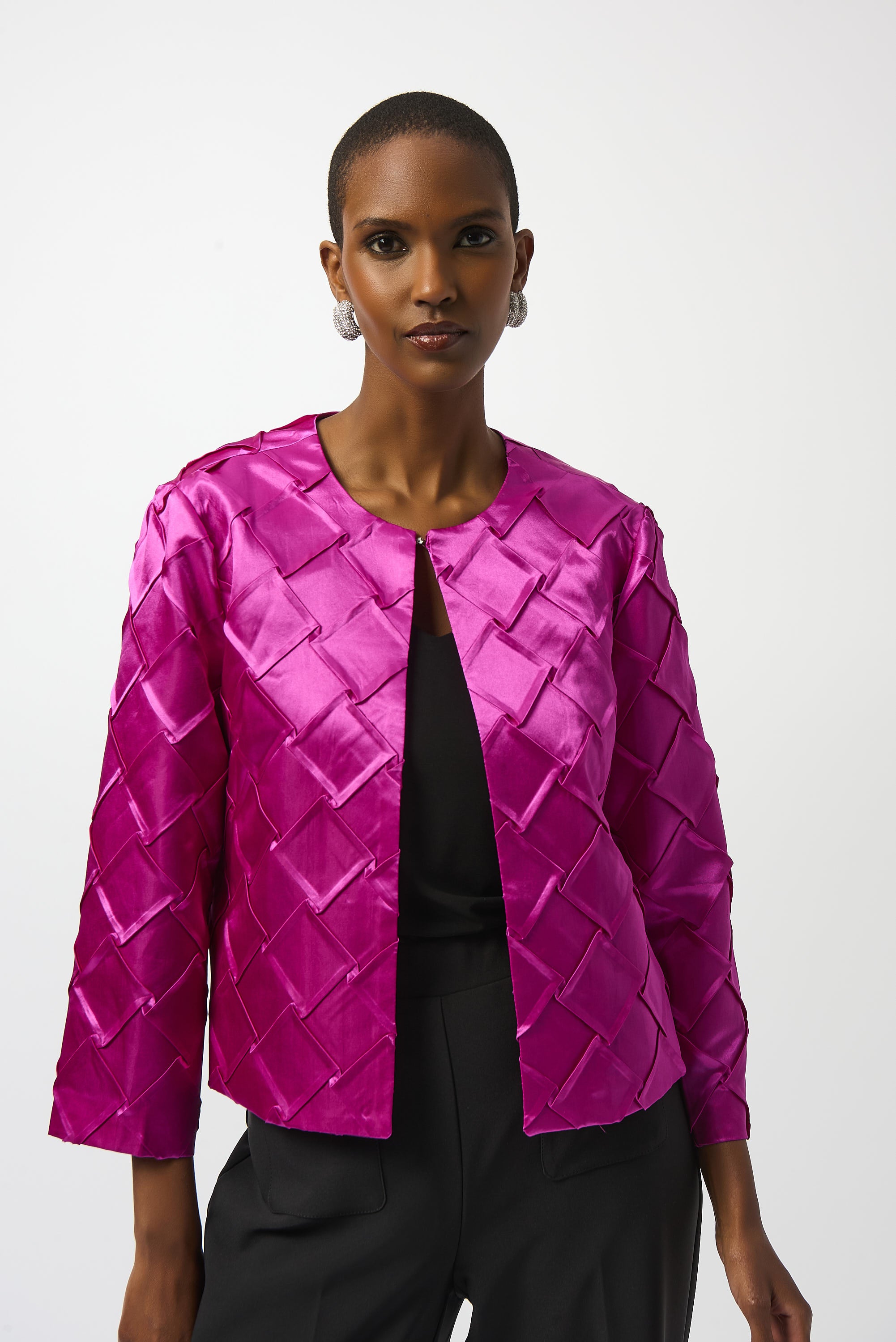 TEXTURED SATIN COLLARLESS JACKET