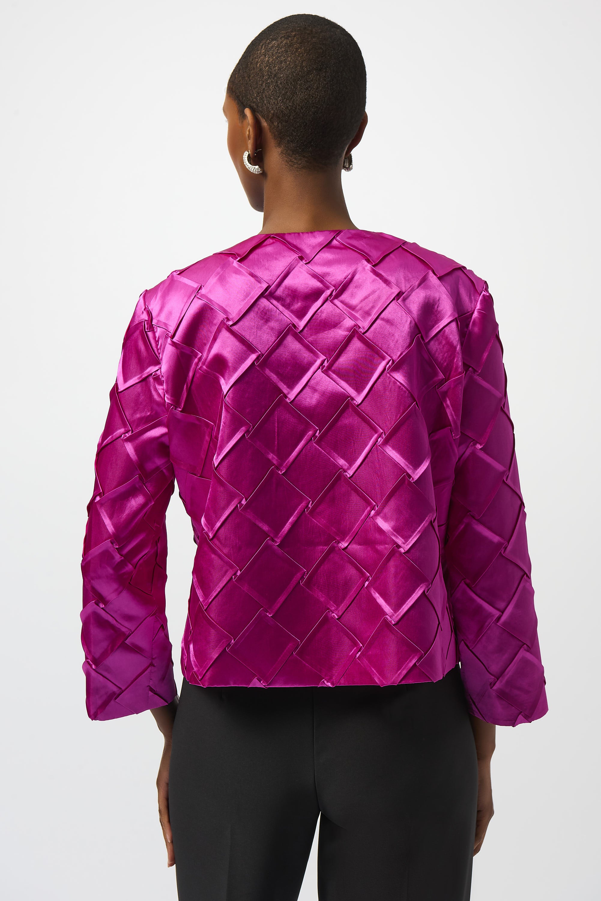 TEXTURED SATIN COLLARLESS JACKET