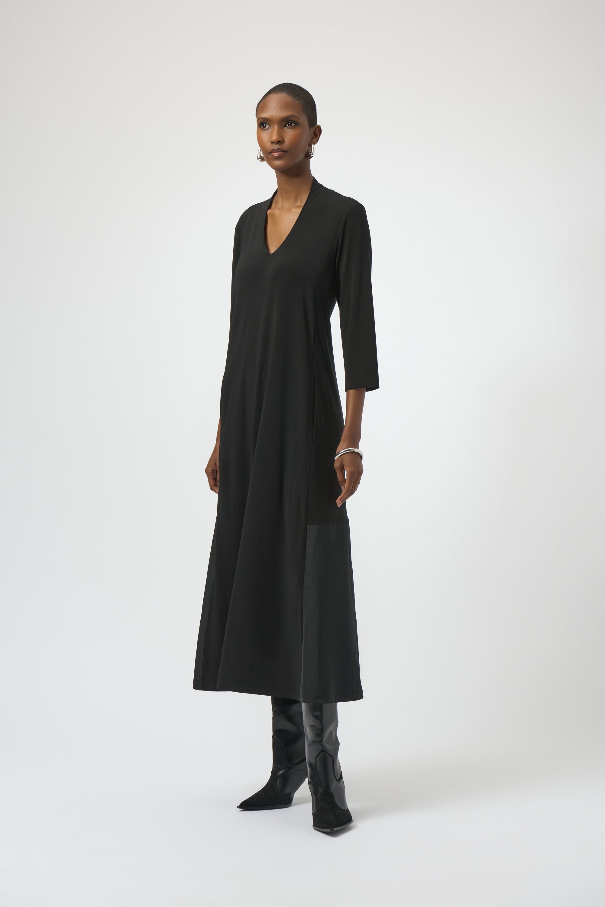 SILKY KNIT AND MEMORY TRAPEZE DRESS