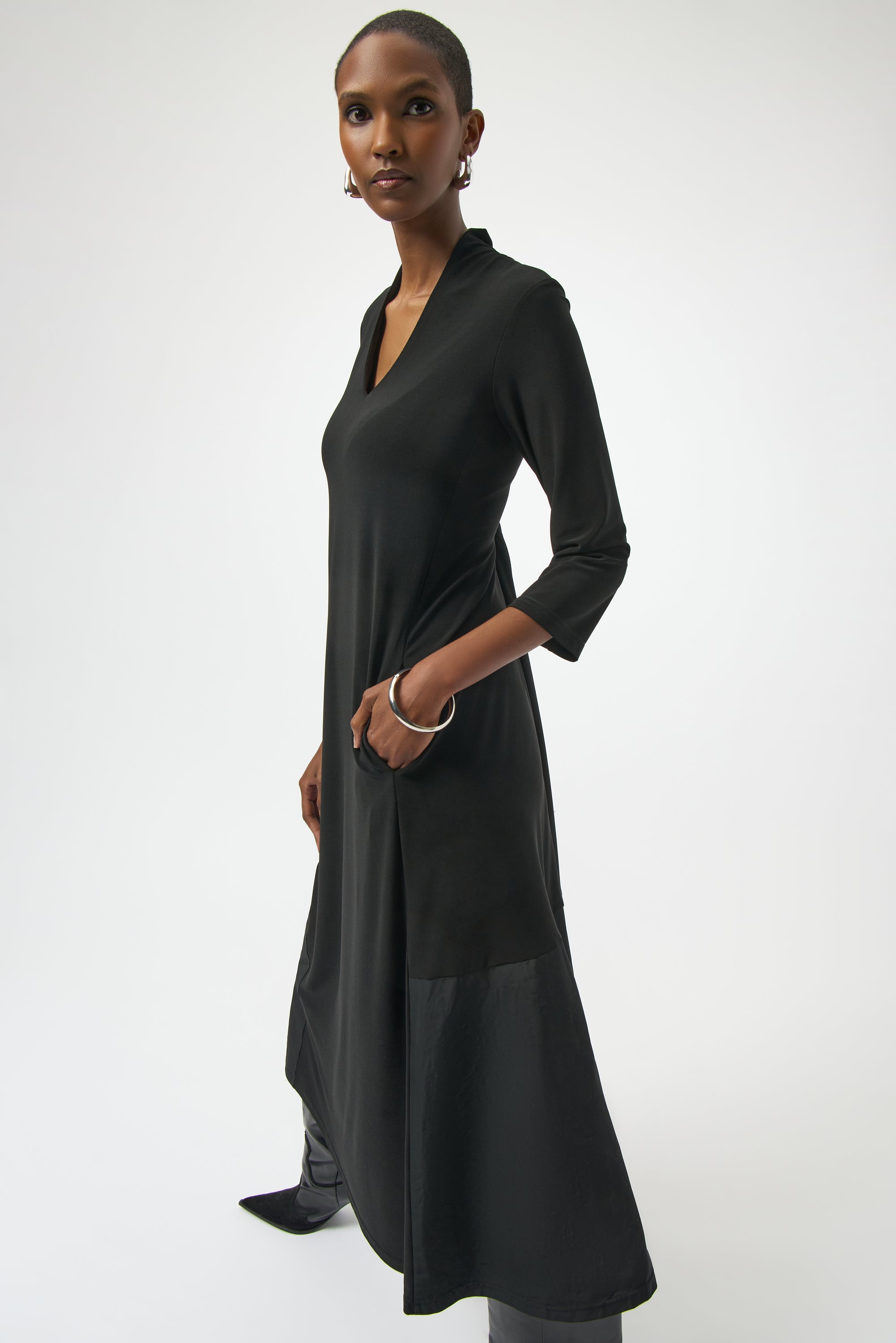 SILKY KNIT AND MEMORY TRAPEZE DRESS