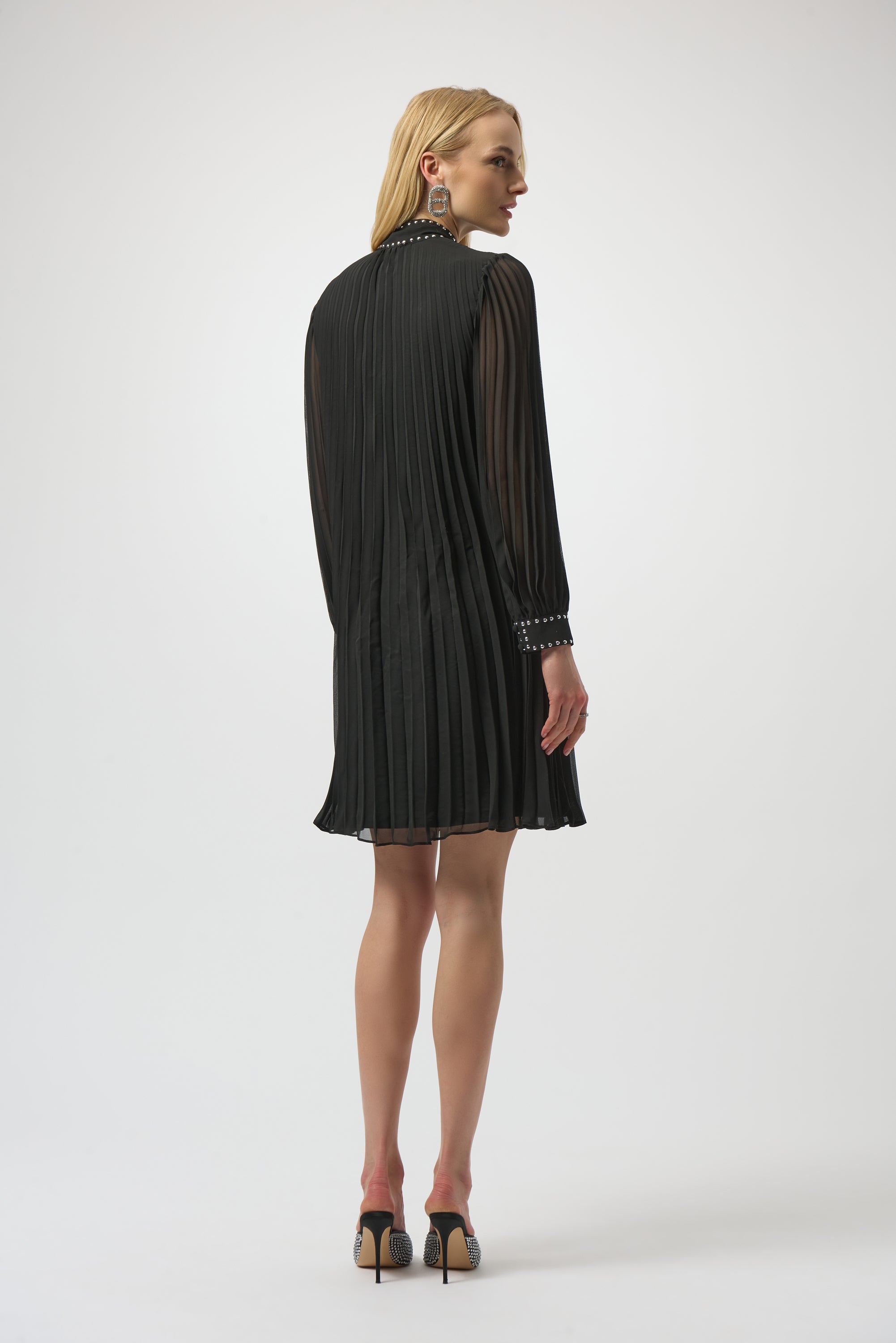 PLEATED CHIFFON ALINE DRESS WITH NECK TIE
