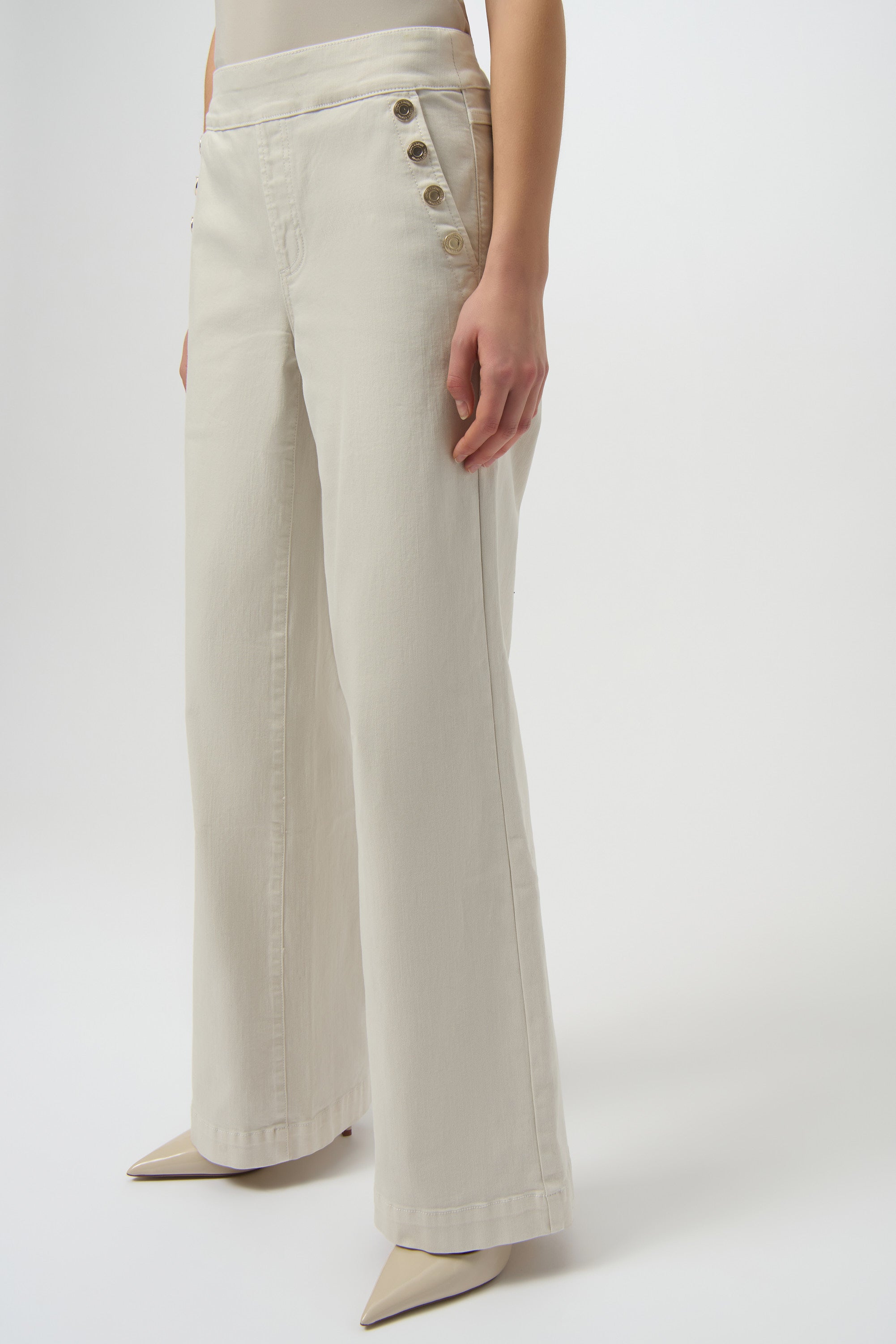 CLASSIC WIDE LEG PULL ON JEANS