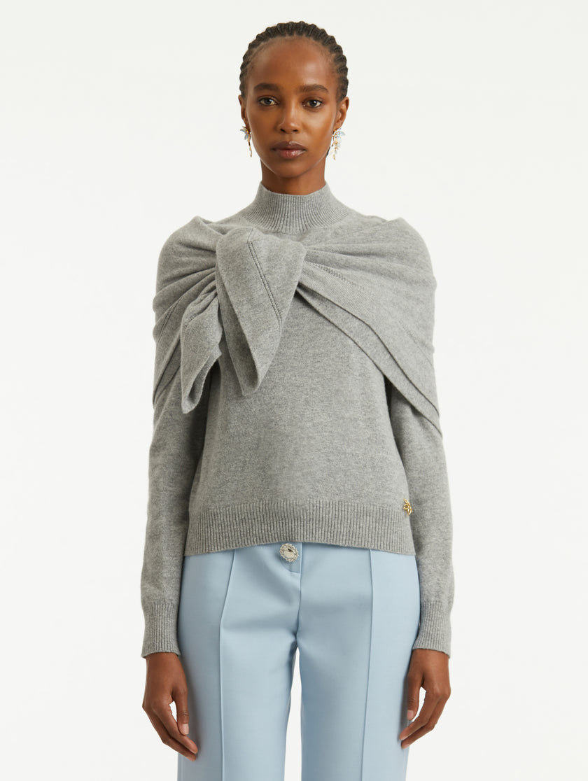 O FLOWER WOOL PULLOVER WITH SCARF