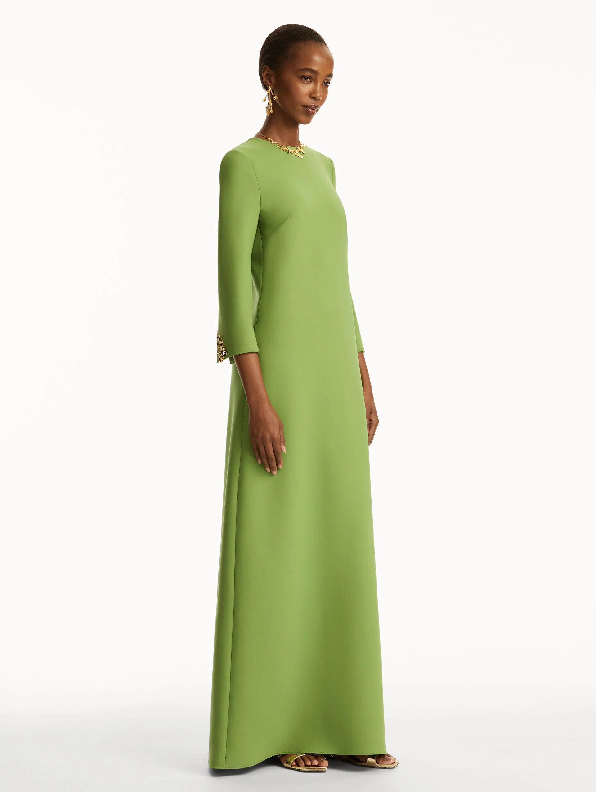 BUTTERFLY DETAILED THREE QUARTER SLEEVE CAFTAN