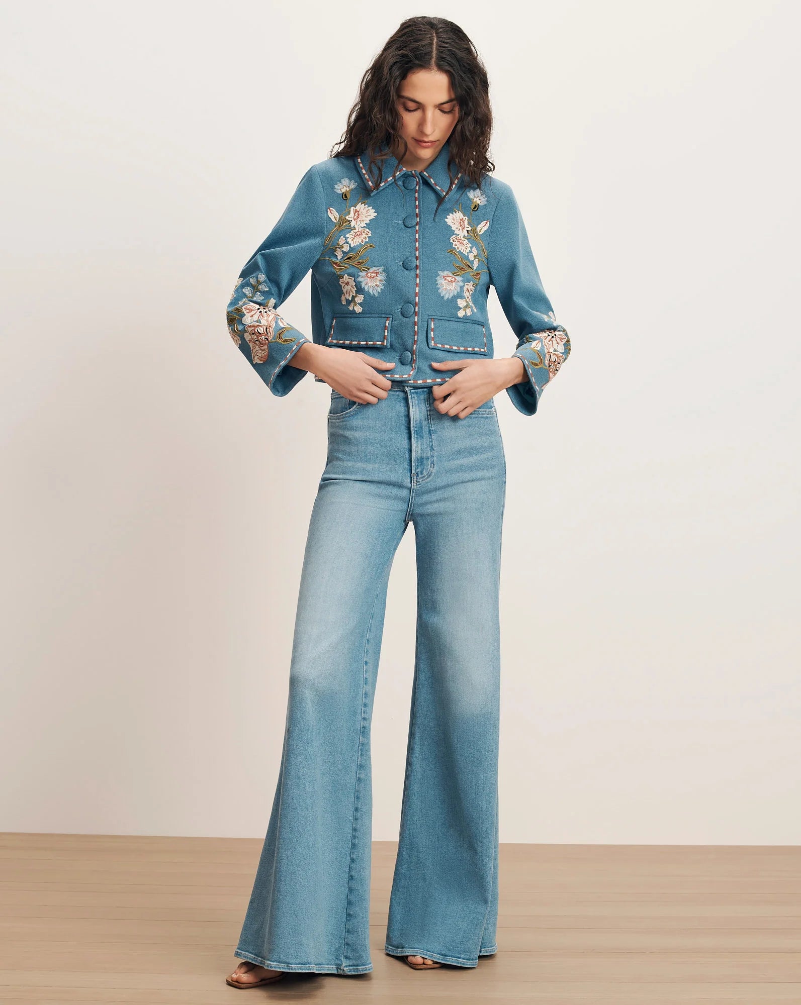 VIKARIA EMBROIDERED JACKET