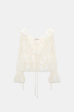 PLAYFUL VOLUMES BLOUSE
